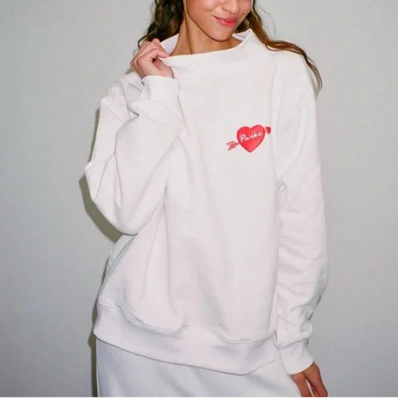 PARKE Tops - PARKE Valentine's Day Mockneck NEW Cupid White Heart Sweatshirt Small Medium